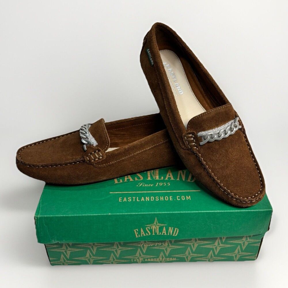 Eastland Sawgrass Women’s 10M Brown Suede Driving Moc Loafers Chain Bit 3289-04